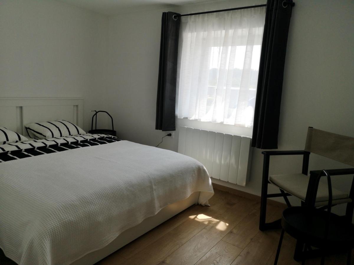 Mega Hostel Крапина Экстерьер фото